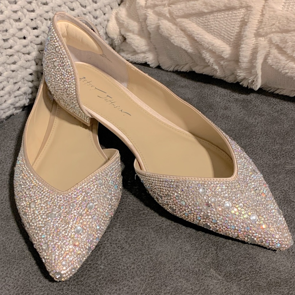 ✨BETSEY JOHNSON RHINESTONE FLATS✨ NWOT/EUC ✨ SZ 11M ✨